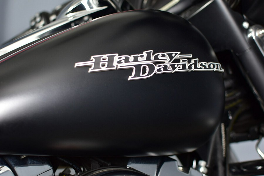 2016 Harley-Davidson Street Glide Special