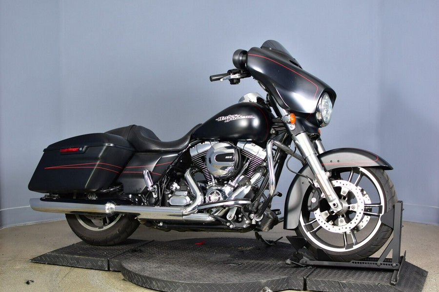 2016 Harley-Davidson Street Glide Special