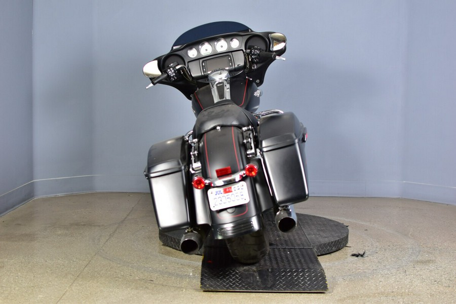 2016 Harley-Davidson Street Glide Special