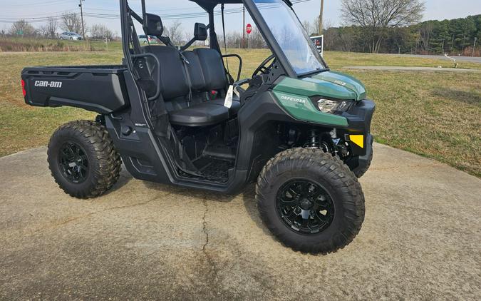 2025 Can-Am Defender DPS HD7