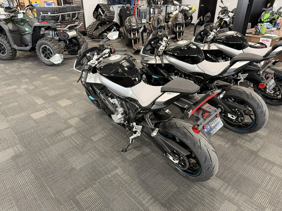 2026 CFMOTO 675SS