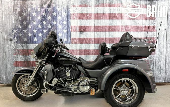 2021 FLHTCUTG Tri Glide Ultra