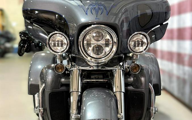 2021 FLHTCUTG Tri Glide Ultra
