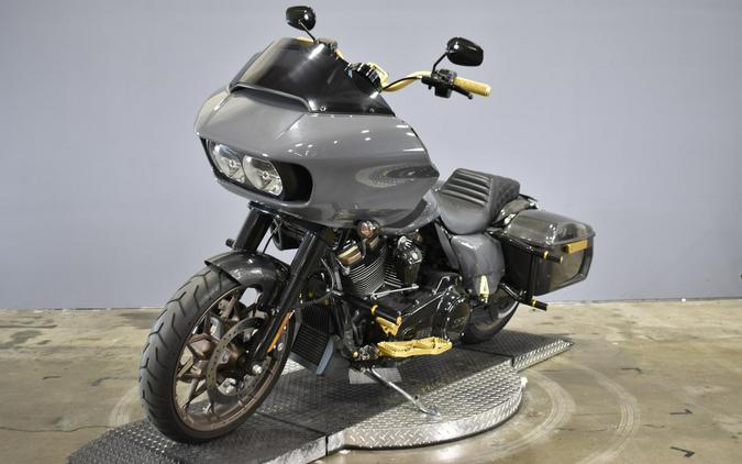 2022 Harley-Davidson Road Glide ST Gunship Gray