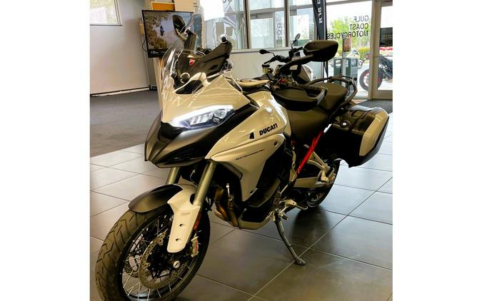 2024 Ducati Multistrada V4 S Travel &Radar Spoked Wheels