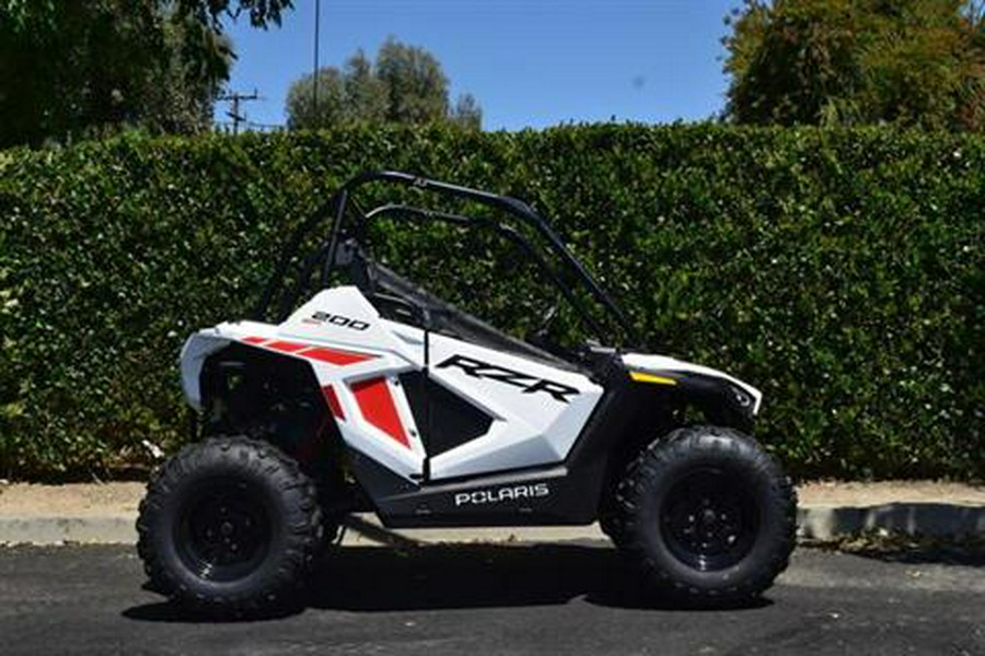 2023 Polaris RZR 200 EFI