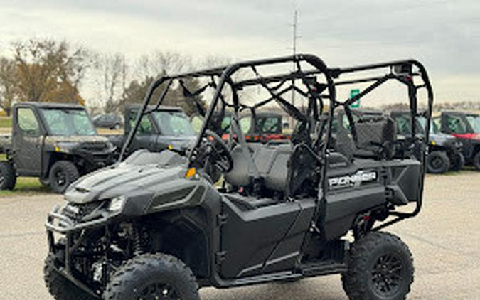 2026 Honda PIONEER 700-4 DELUXE
