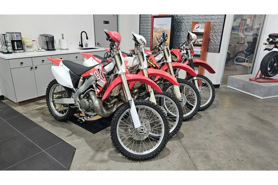 2001 Honda CR250R Taking Bids