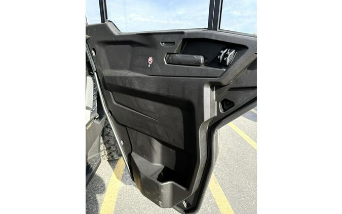 2026 Can-Am DEFENDER LIMITED HD11