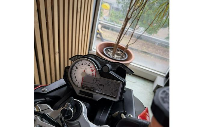 2014 BMW S1000R
