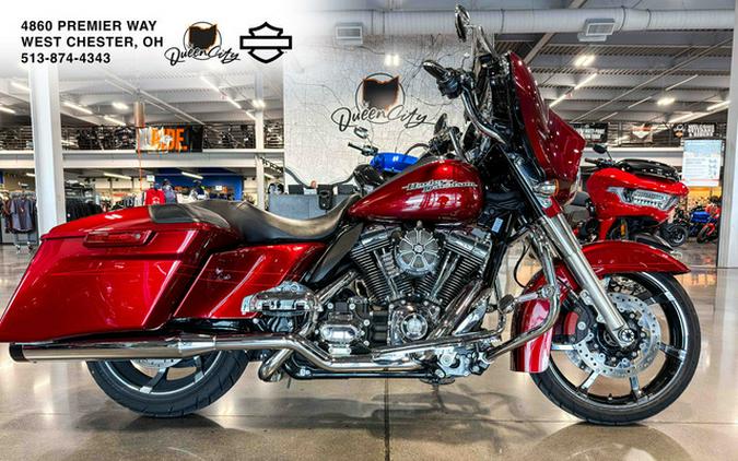 2016 Harley-Davidson Street Glide FLHXS - Special
