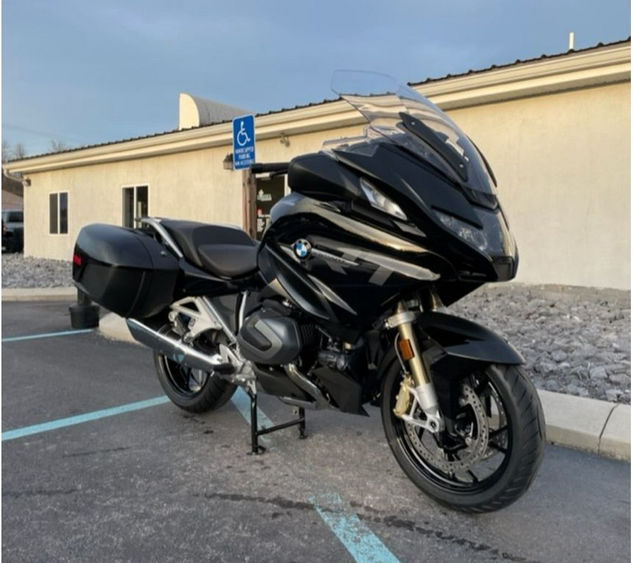 2024 BMW R 1250 RT Triple Black