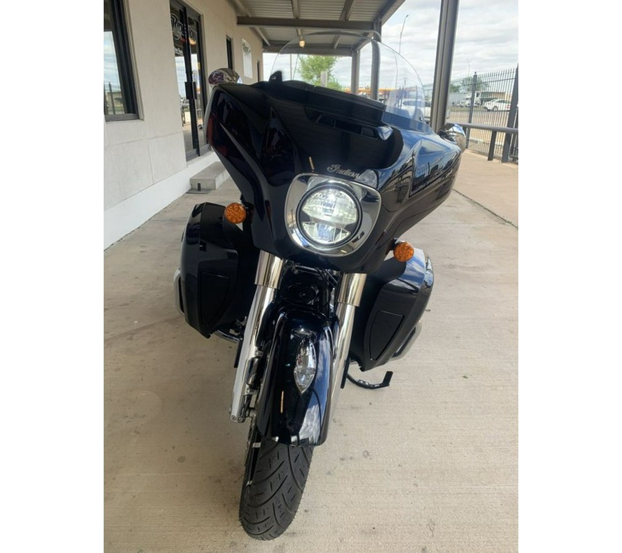 2023 Indian Motorcycle® Roadmaster® Limited Black Azure Crystal