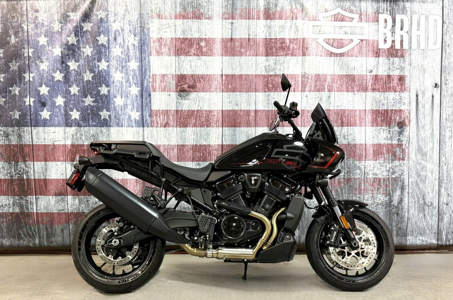 2026 RA1250ST Pan America 1250 ST