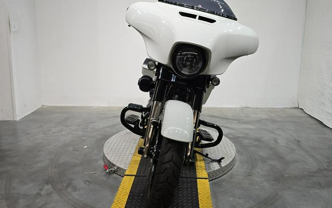 FLHXSE 2020 CVO™ Street Glide®