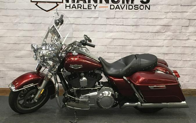 2016 Harley-Davidson Road King Velocity Red Sunglo FLHR