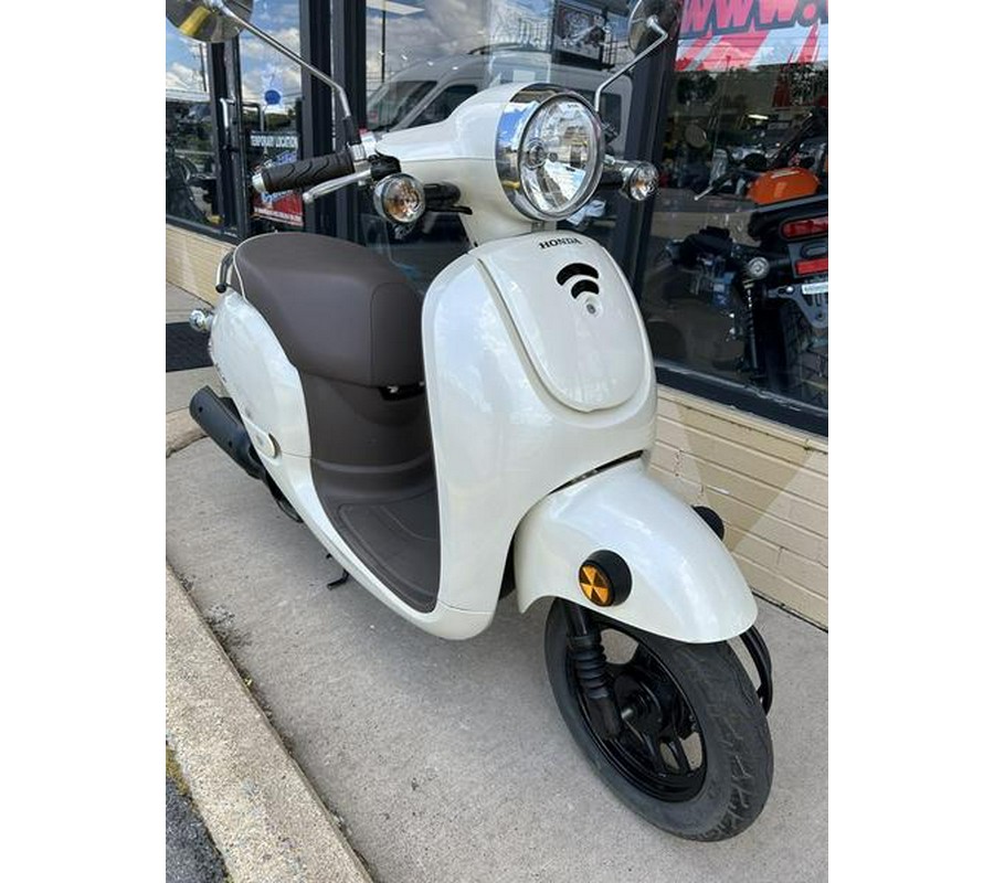 2013 Honda® Metropolitan