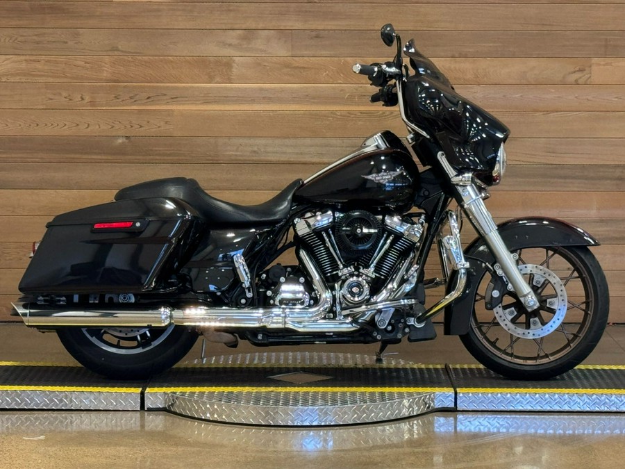 2017 Harley-Davidson Street Glide®