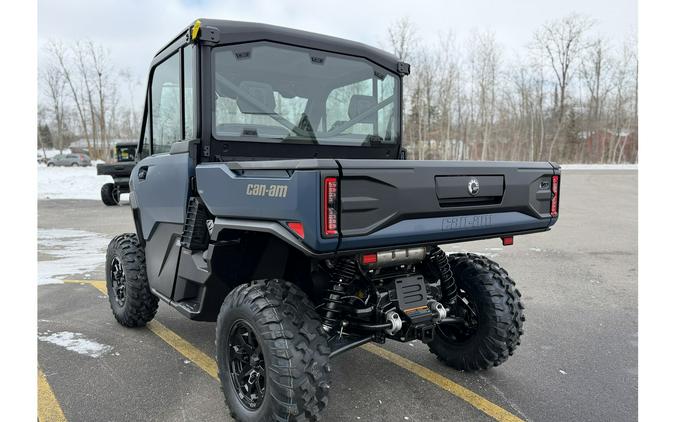 2026 Can-Am DEFENDER XT CAB HD11