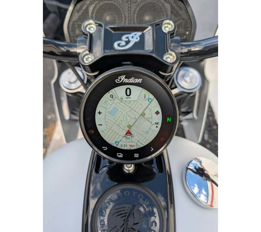 2024 Indian Sport Chief Ghost White Metallic Smoke