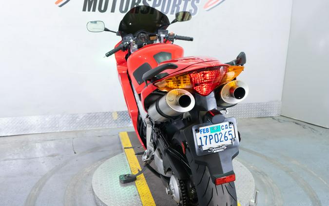 2002 Honda Interceptor VFR™800FI w/ABS