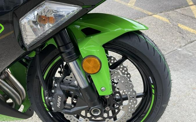 2023 Kawasaki Ninja® ZX™-6R KRT Edition