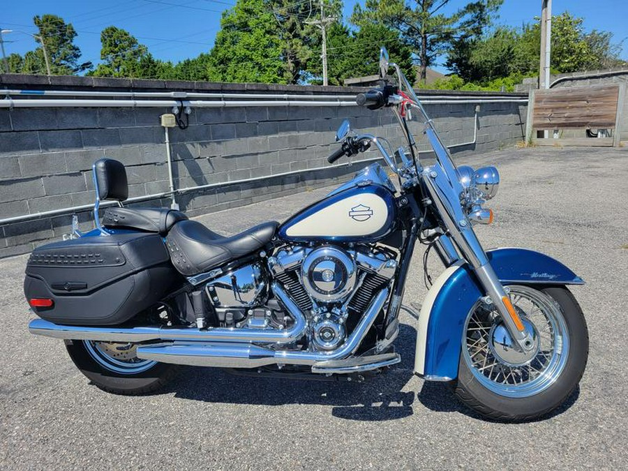 2021 Harley-Davidson® FLHC - Heritage Classic