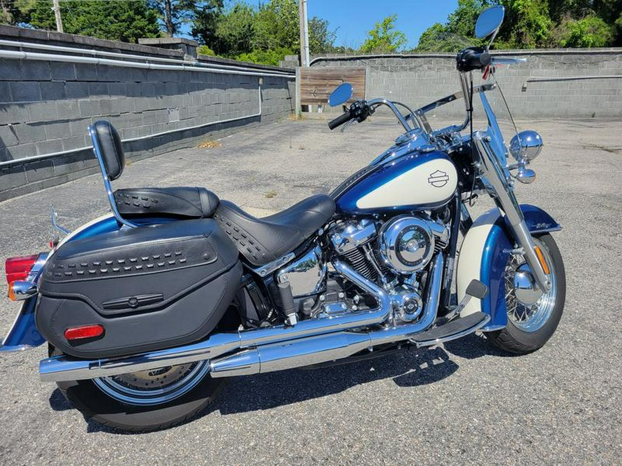 2021 Harley-Davidson® FLHC - Heritage Classic