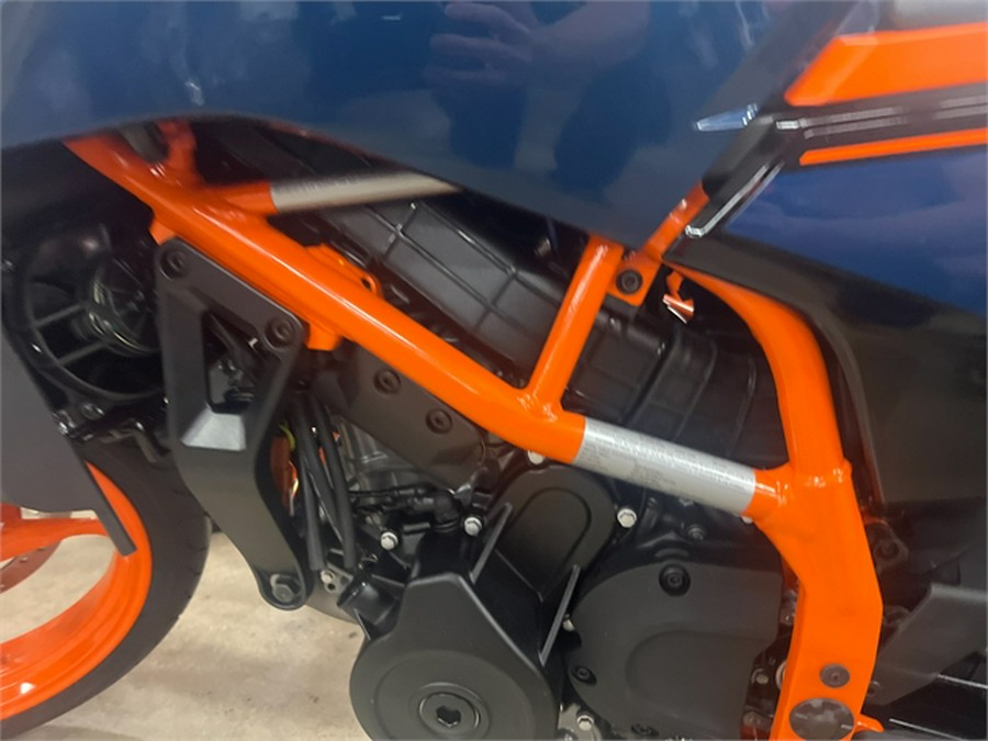 2024 KTM Duke 390