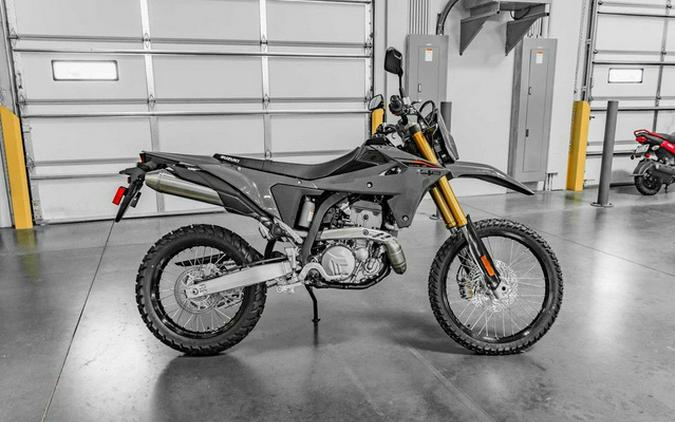 2025 Suzuki DR-Z4S