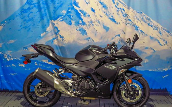 2026 Kawasaki Ninja 500 ABS Metallic Flat Spark Black