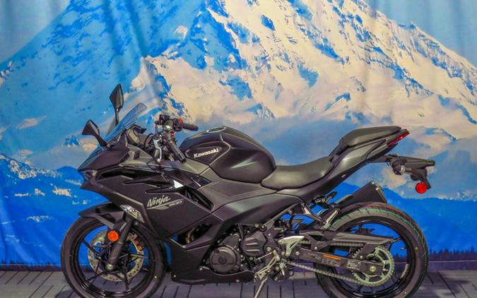 2026 Kawasaki Ninja 500 ABS Metallic Flat Spark Black