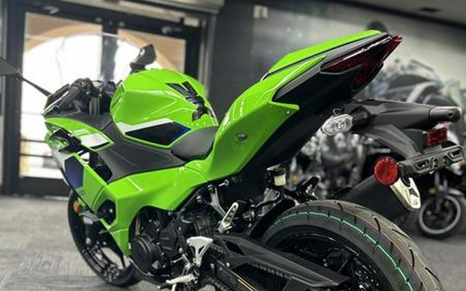 2026 Kawasaki Ninja® 500 SE ABS