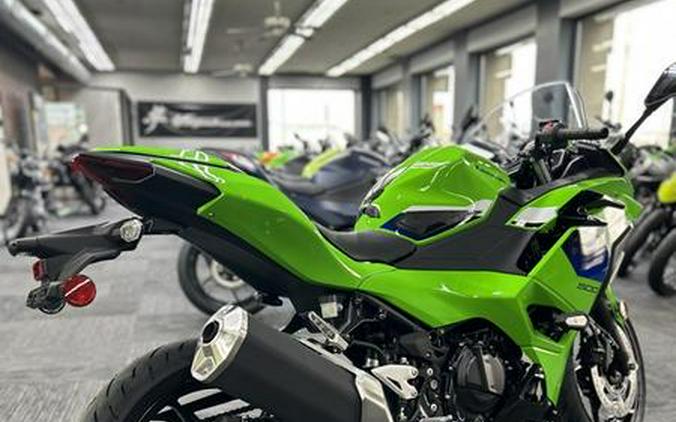 2026 Kawasaki Ninja® 500 SE ABS