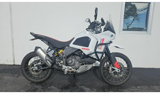 2023 Ducati DESERTX