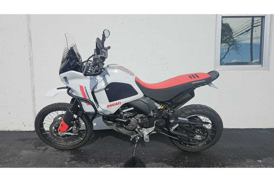 2023 Ducati DESERTX