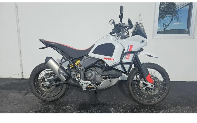 2023 Ducati DESERTX