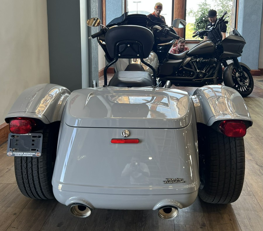 2024 Harley-Davidson Road Glide® 3