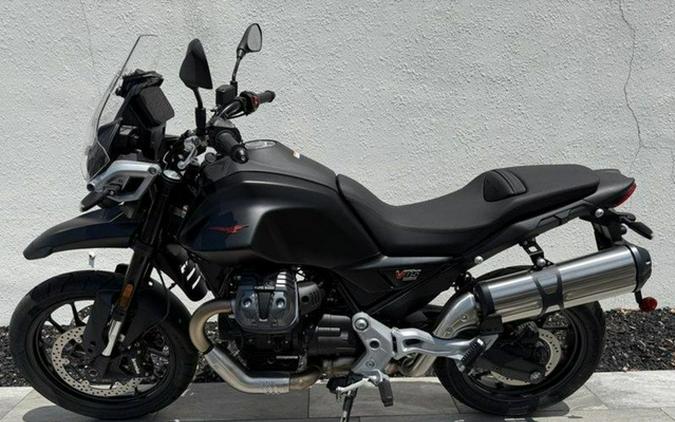 2025 Moto Guzzi V85 Strada TT