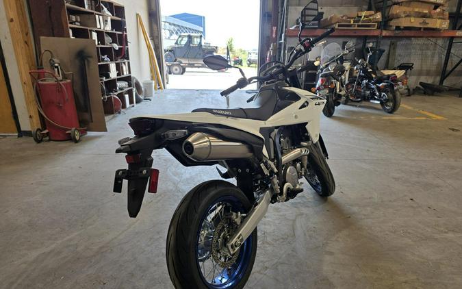 2025 Suzuki DR-Z 4SM Base