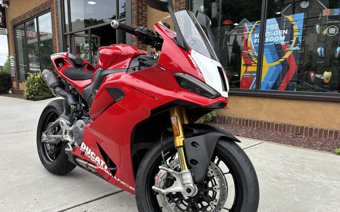 2026 Ducati Panigale V2S Ducati Red - 7560