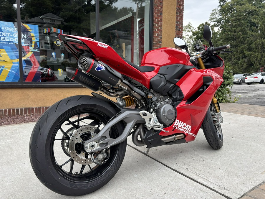 2026 Ducati Panigale V2S Ducati Red - 7560