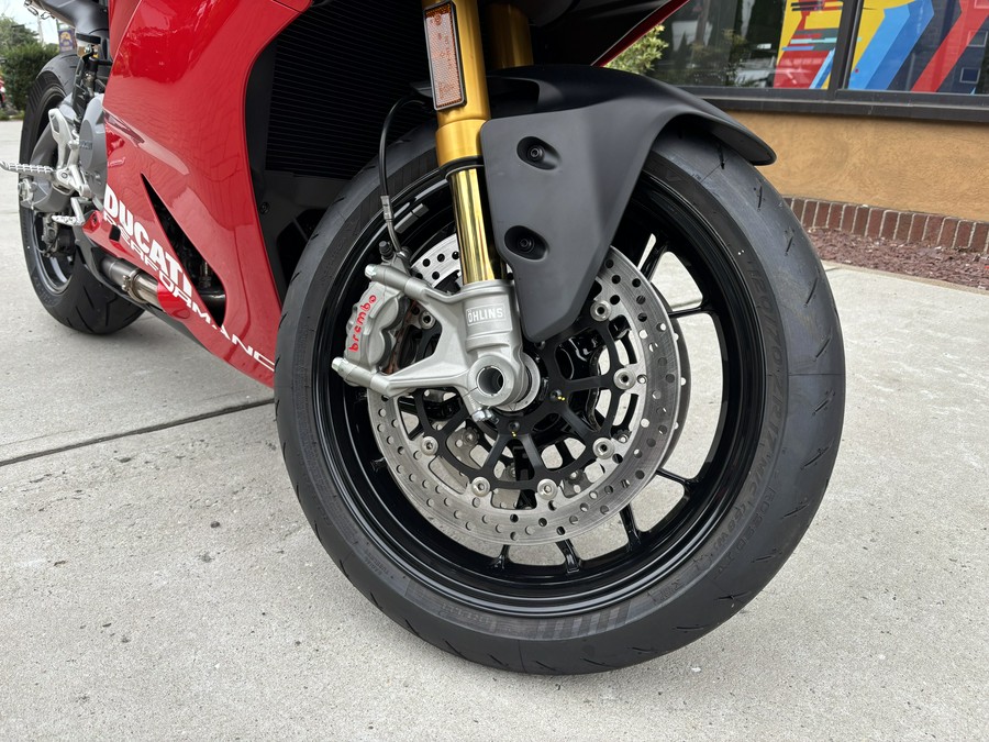 2026 Ducati Panigale V2S Ducati Red - 7560
