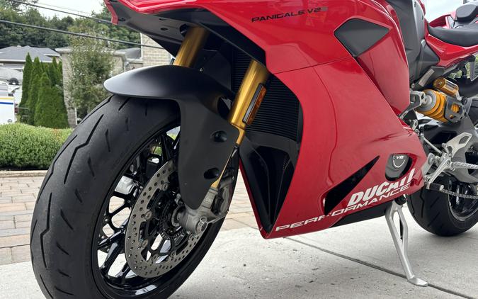 2026 Ducati Panigale V2S Ducati Red - 7560
