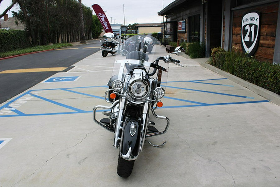 2019 Indian Motorcycle® Springfield® Thunder Black