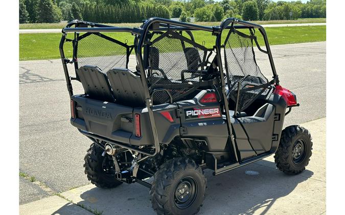 2024 Honda Pioneer 700-4