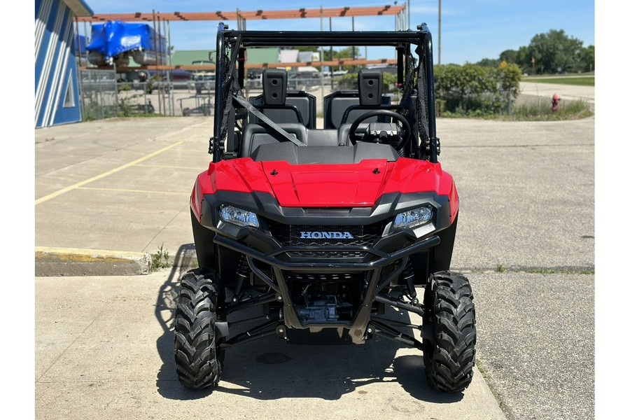 2024 Honda Pioneer 700-4