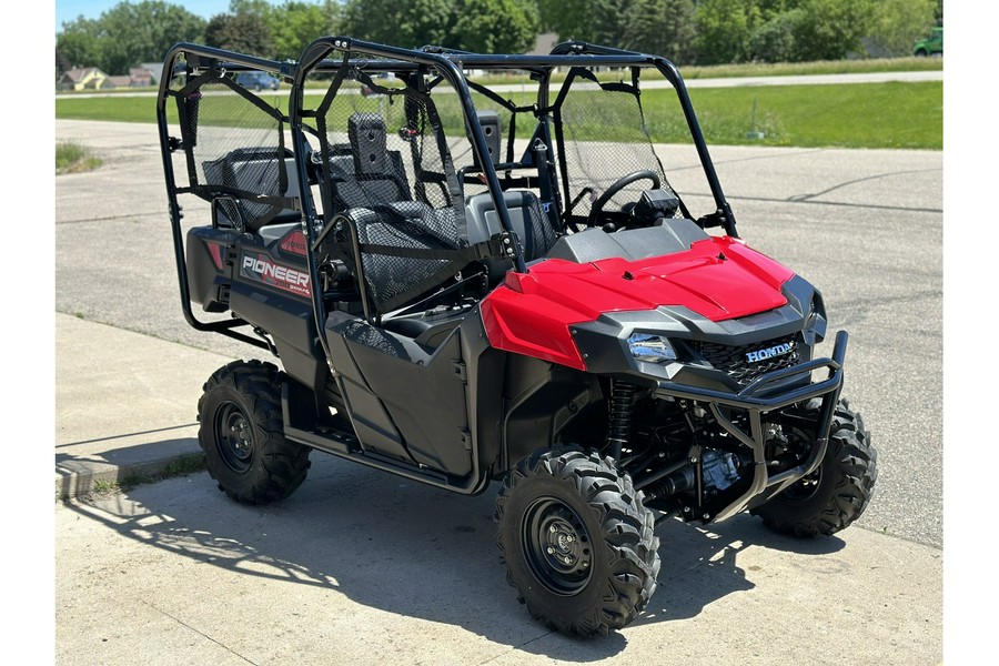 2024 Honda Pioneer 700-4