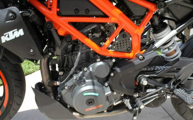 2023 KTM 390 Duke