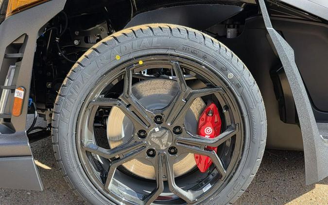 2026 Polaris Slingshot® R Manual